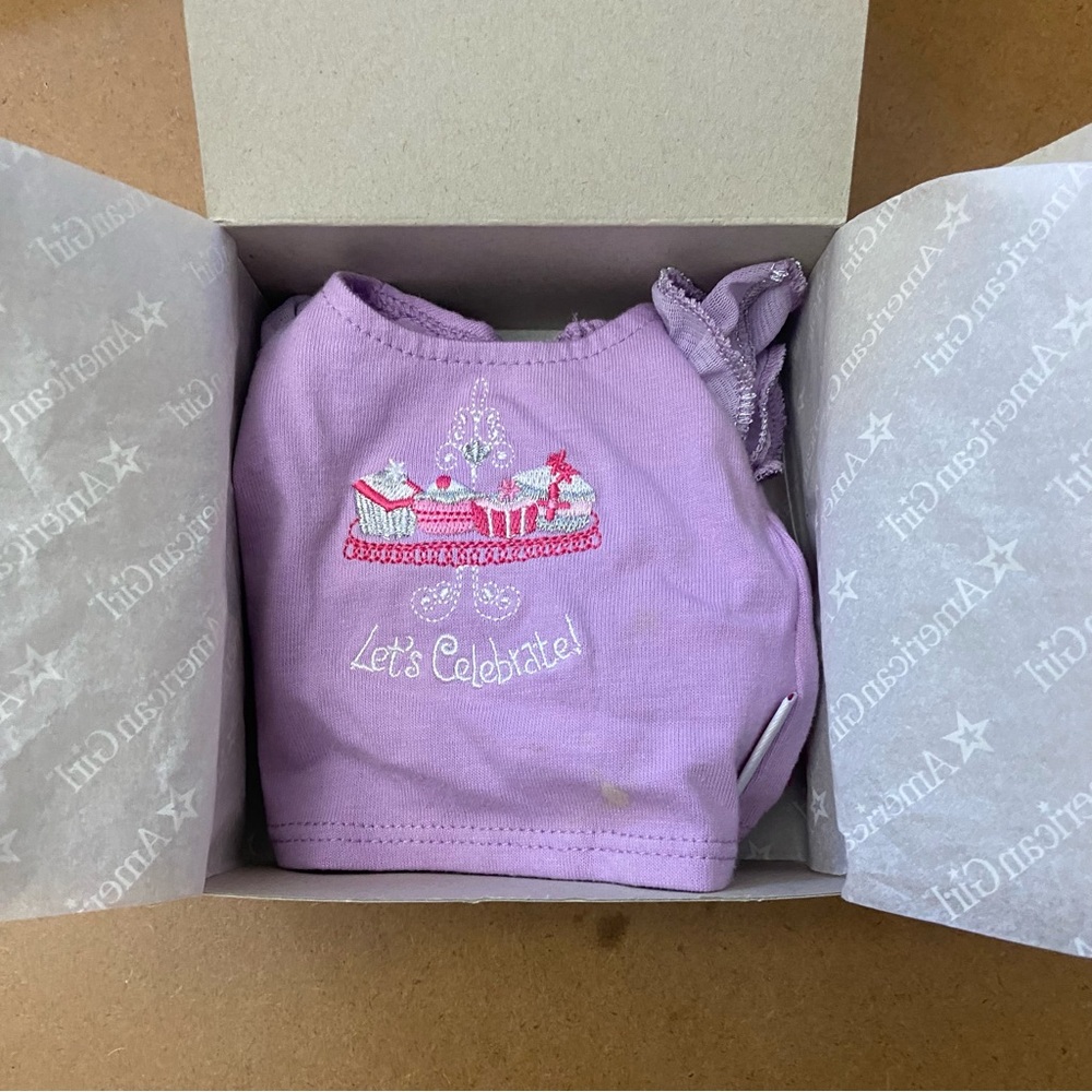 NIB American Girl Birthday Accessories Box 2014 - Picture 5 of 10